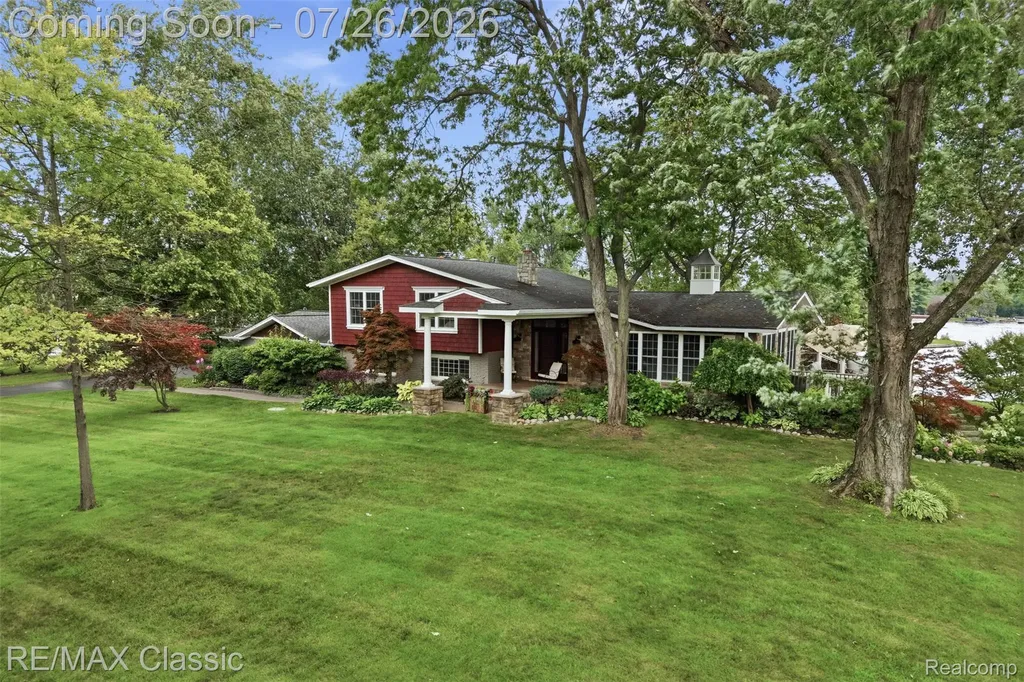 3500 Raftwood Drive Commerce Charter Township MI 48382