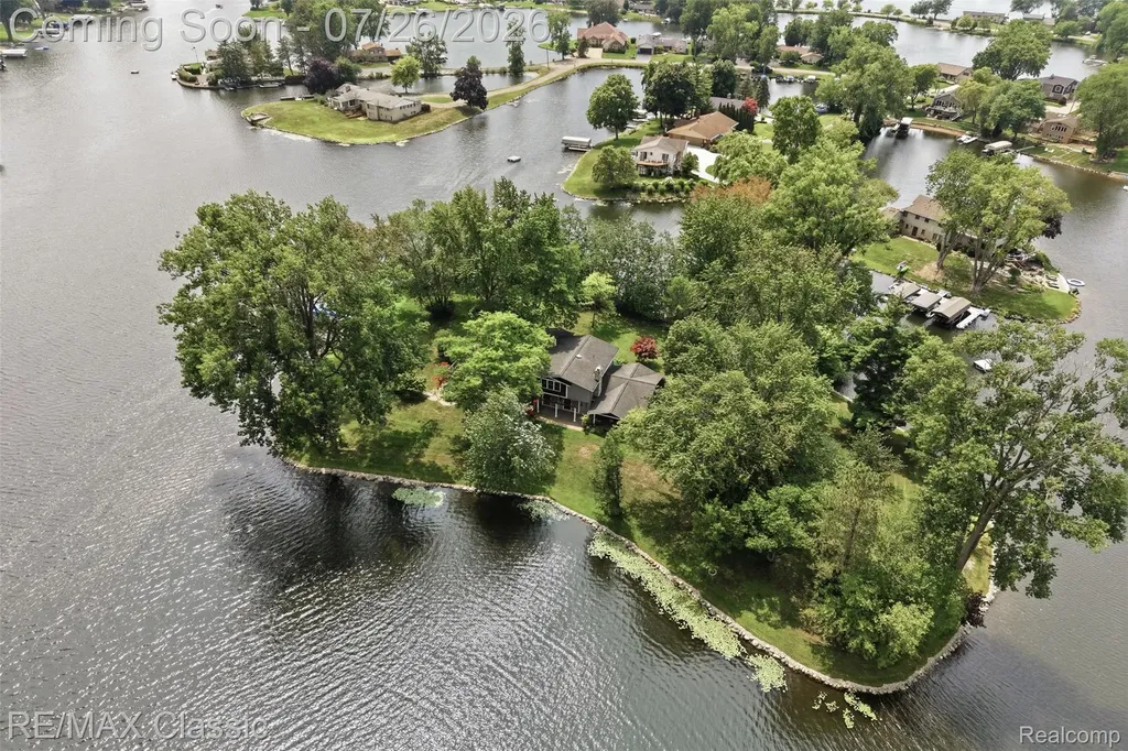 3500 Raftwood Drive Commerce Charter Township MI 48382