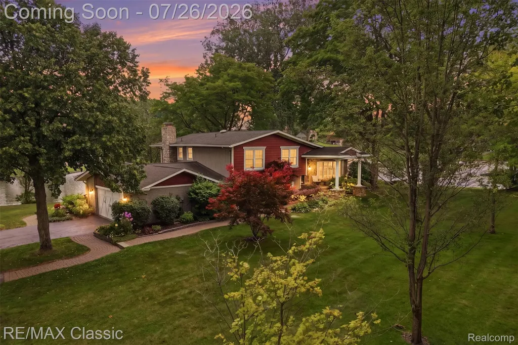 3500 Raftwood Drive Commerce Charter Township MI 48382