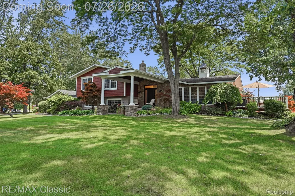 3500 Raftwood Drive Commerce Charter Township MI 48382