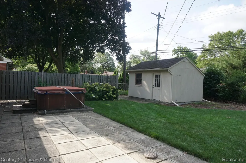 20451 Audette Street Dearborn City MI 48124