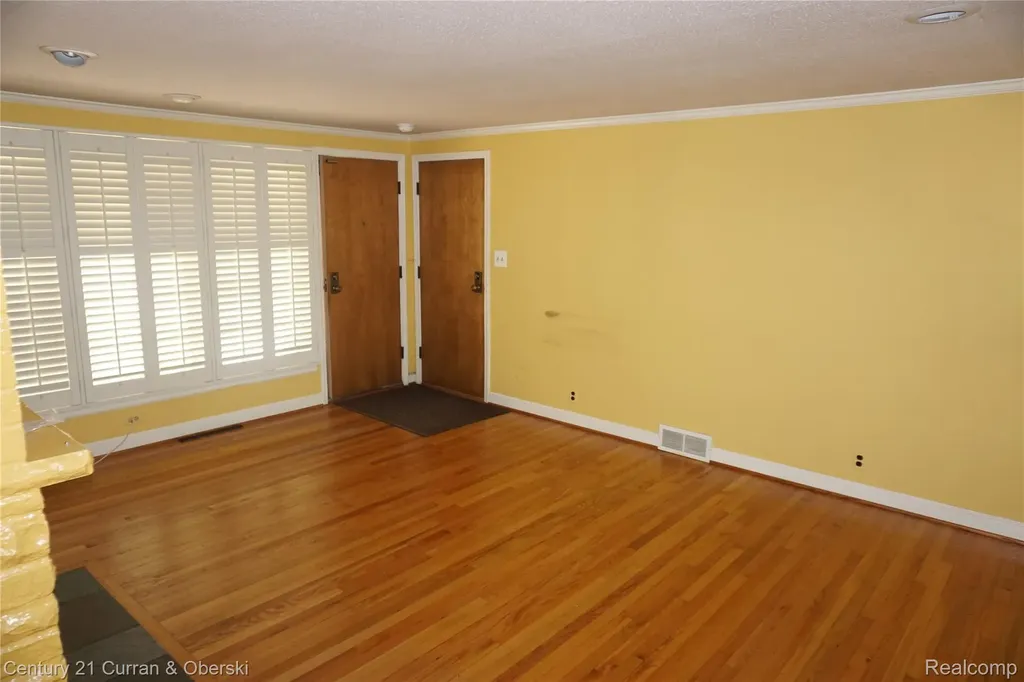 20451 Audette Street Dearborn City MI 48124