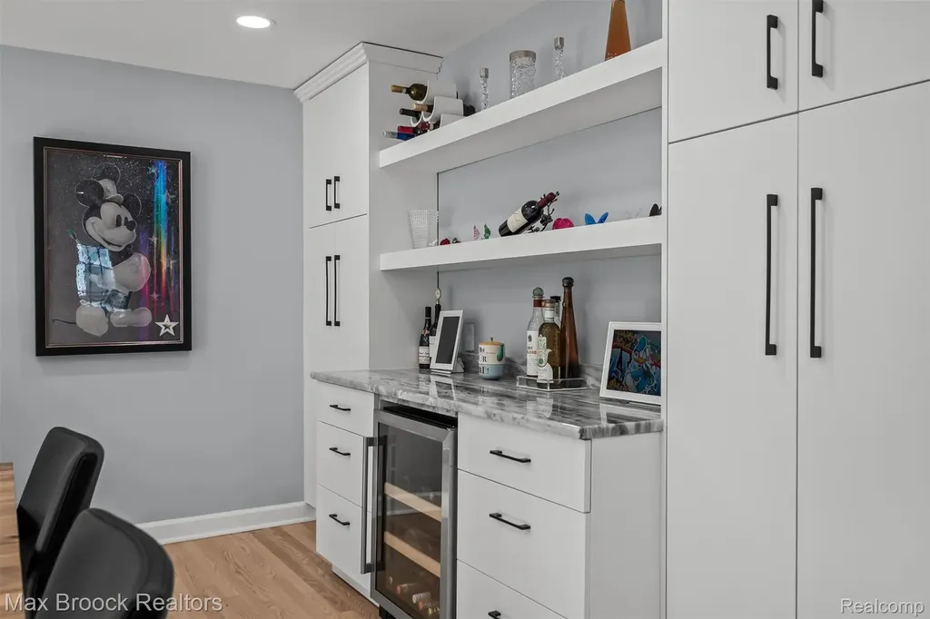 5763 Eastman Boulevard West Bloomfield Charter Township MI 48323