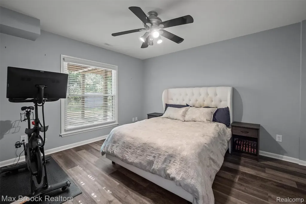 5763 Eastman Boulevard West Bloomfield Charter Township MI 48323