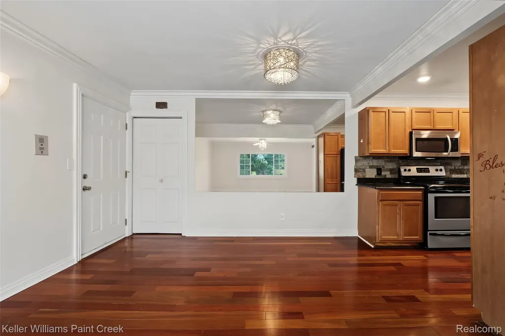 2311 Walton Boulevard Rochester Hills City MI 48309