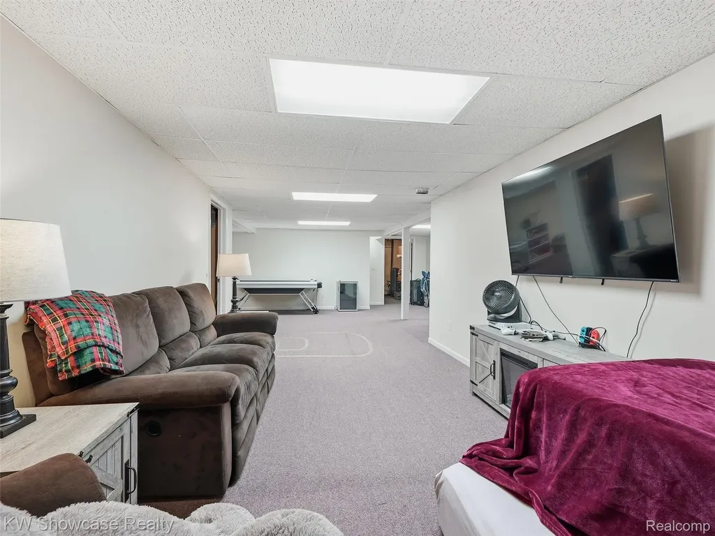 3360 Pleasant Valley Road Brighton Township MI 48114