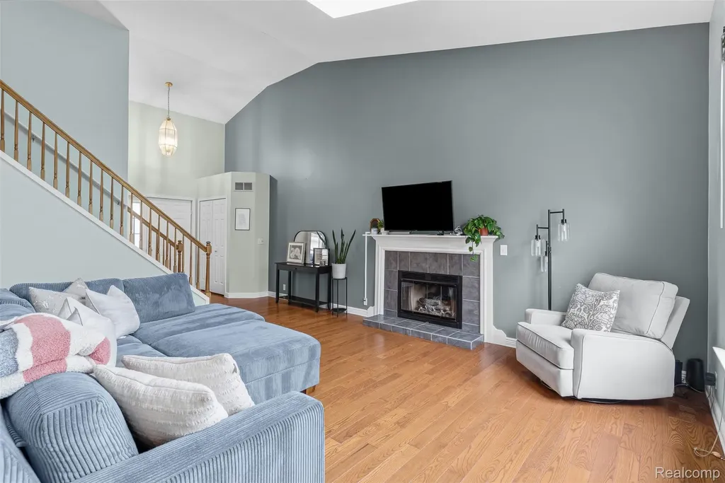 1265 Theresa Drive Fenton Charter Township MI 48430