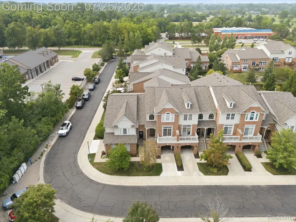 37576 Newburgh Park Circle Livonia City MI 48152