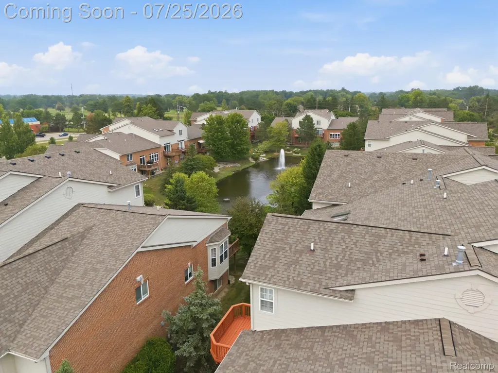 37576 Newburgh Park Circle Livonia City MI 48152