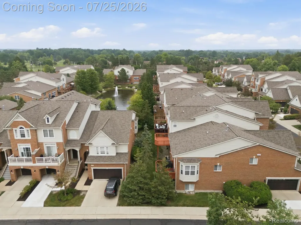 37576 Newburgh Park Circle Livonia City MI 48152