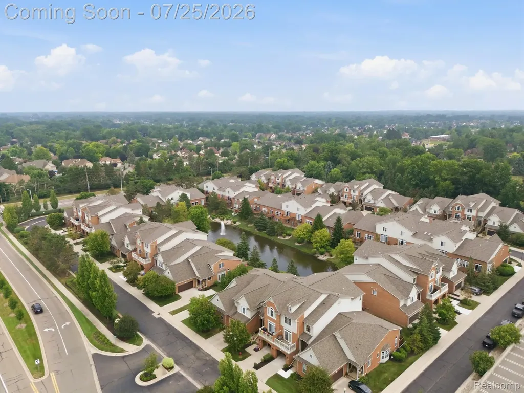 37576 Newburgh Park Circle Livonia City MI 48152