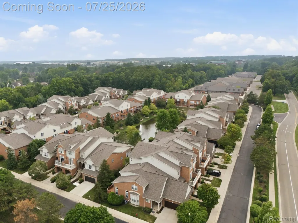 37576 Newburgh Park Circle Livonia City MI 48152