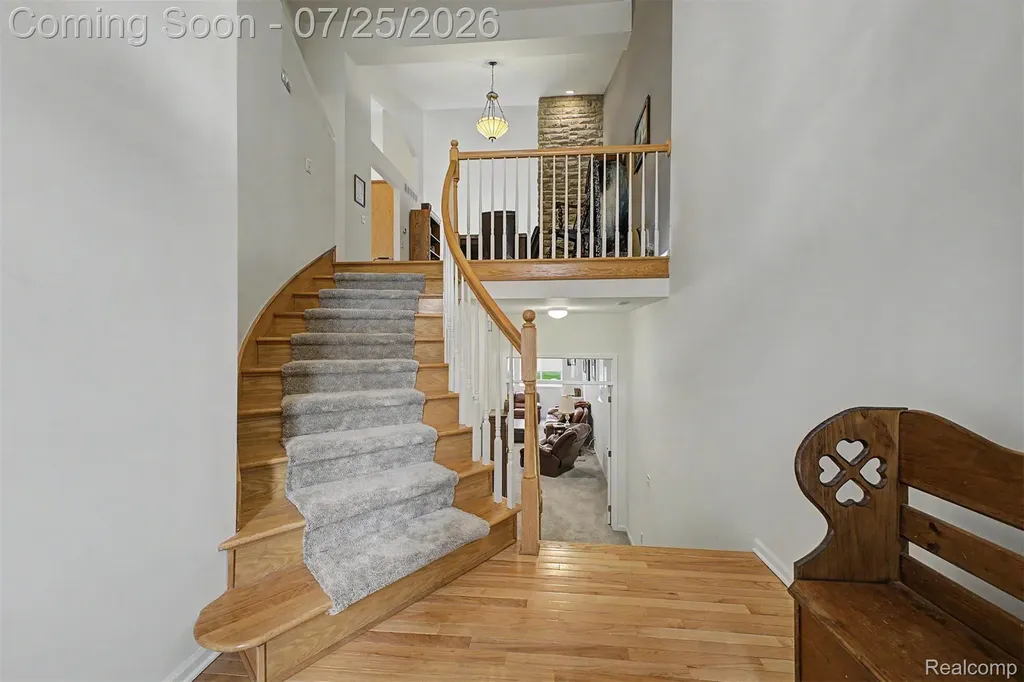 37576 Newburgh Park Circle Livonia City MI 48152