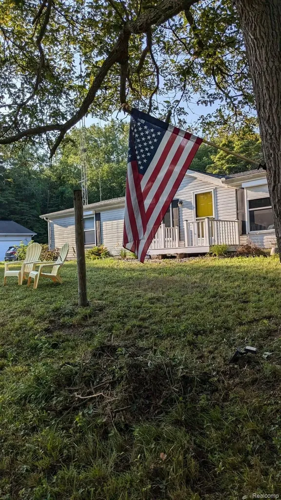 72445 County Road 380 South Haven Charter Township MI 49090