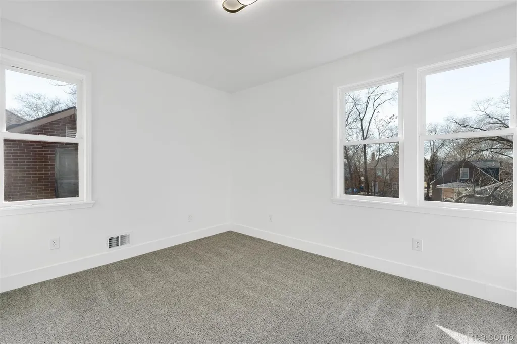 14029 Sussex Street Detroit City MI 48227