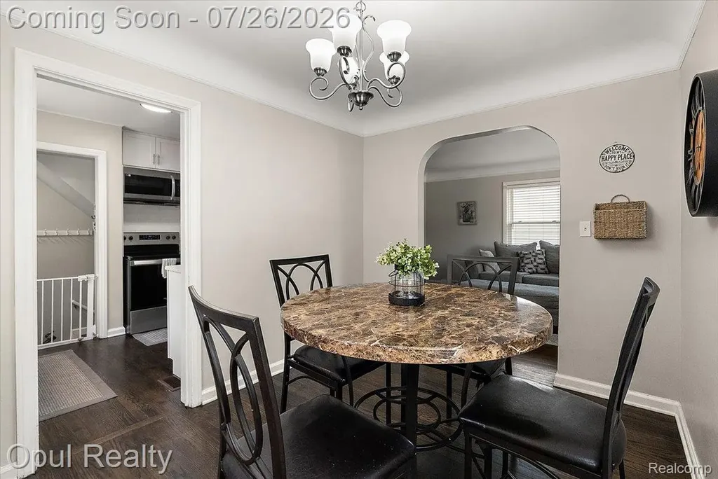 35620 Chestnut Street Wayne City MI 48184
