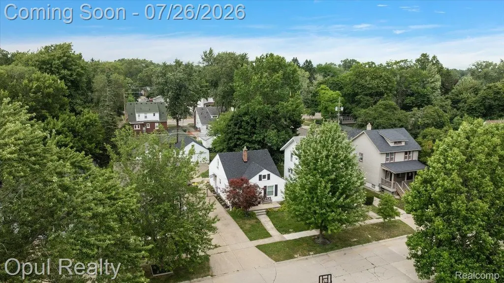 35620 Chestnut Street Wayne City MI 48184
