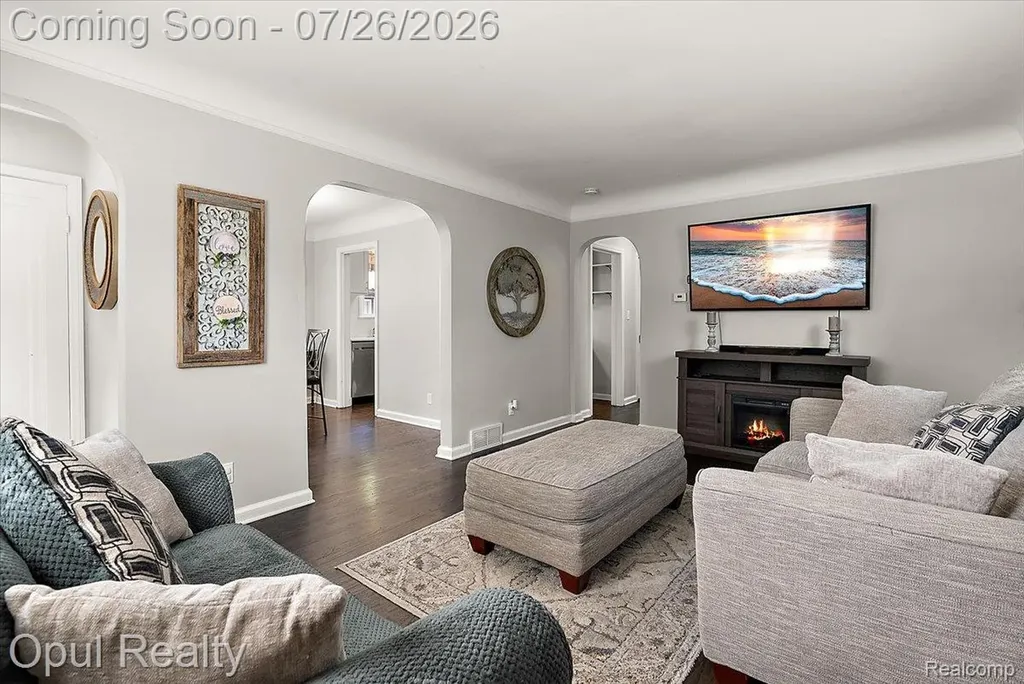 35620 Chestnut Street Wayne City MI 48184