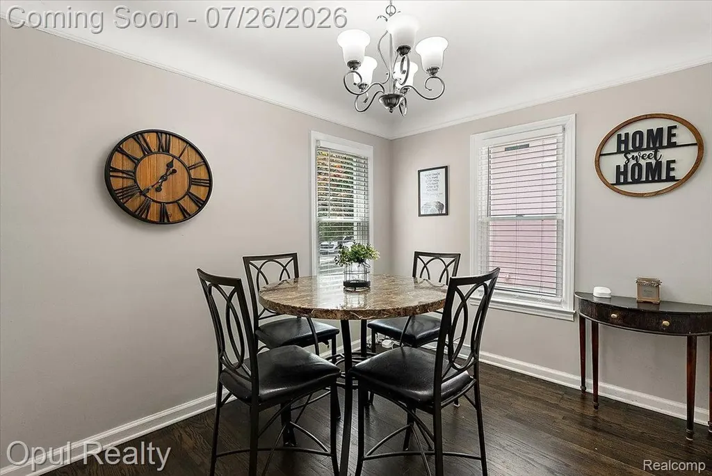 35620 Chestnut Street Wayne City MI 48184
