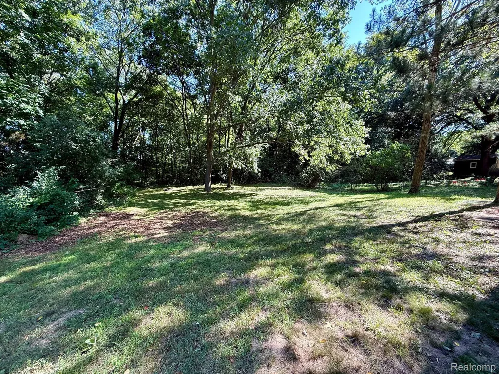 10450 6 Mile Road Newton Township MI 49014