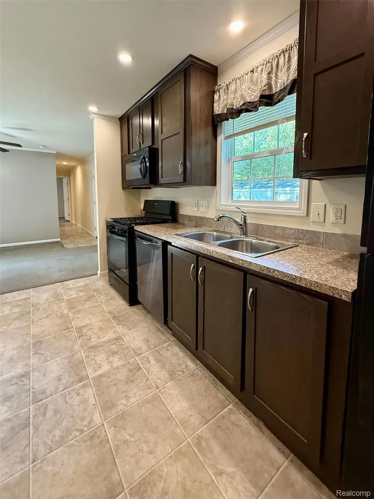 10450 6 Mile Road Newton Township MI 49014