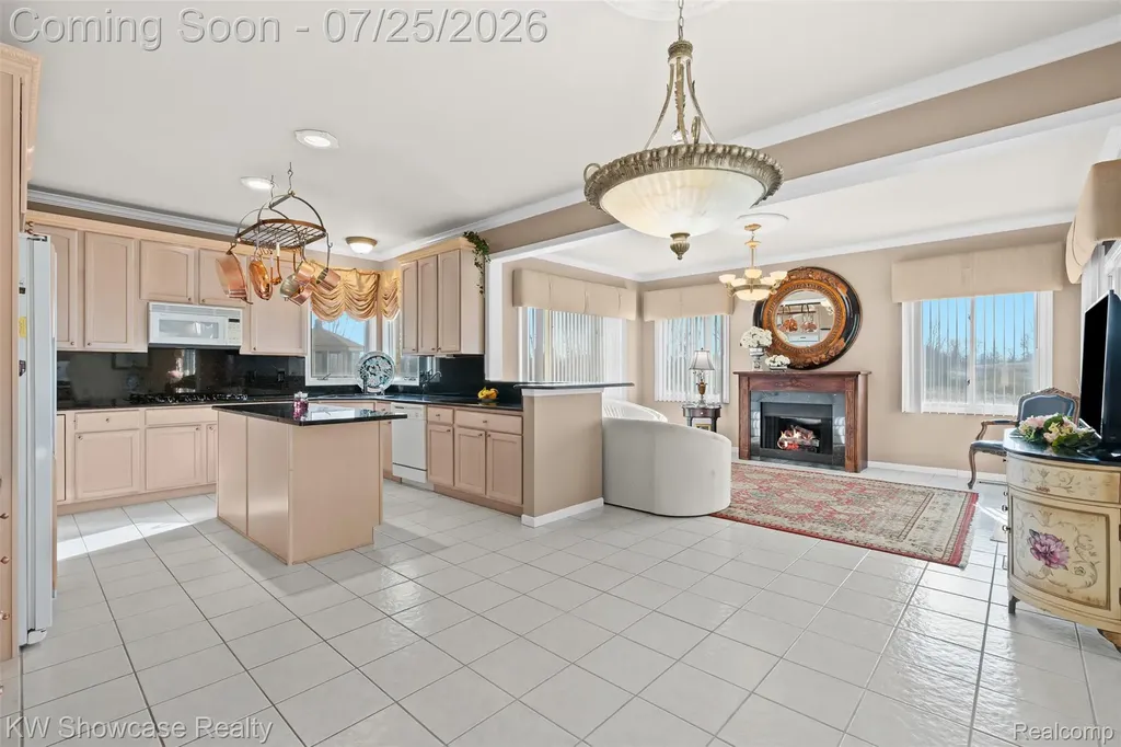 2955 Ivy Hill Drive Commerce Charter Township MI 48382
