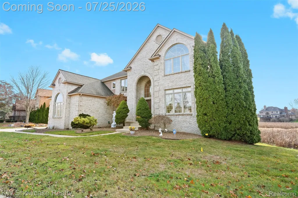 2955 Ivy Hill Drive Commerce Charter Township MI 48382