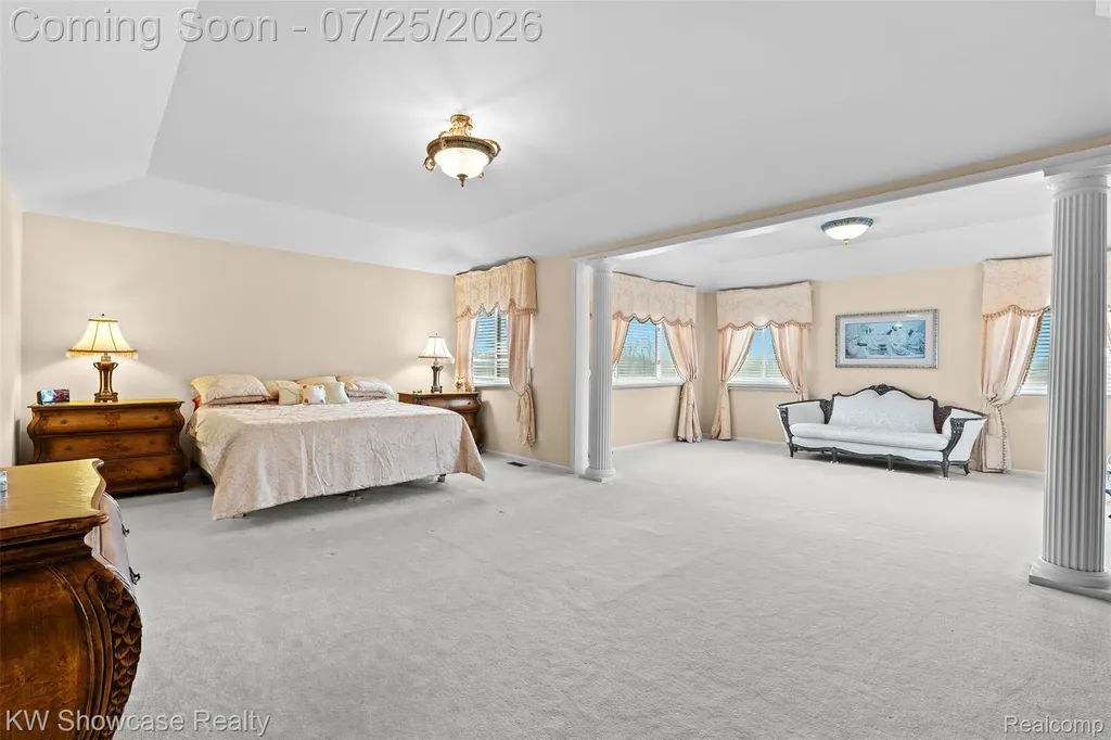 2955 Ivy Hill Drive Commerce Charter Township MI 48382