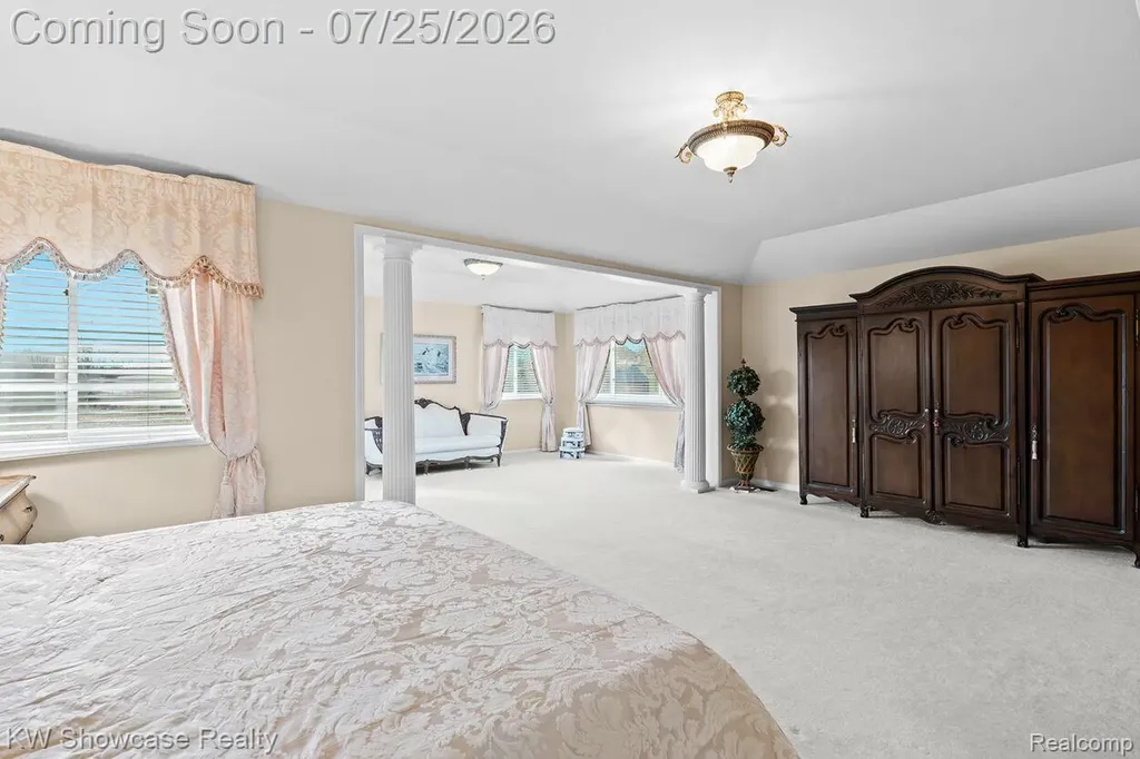2955 Ivy Hill Drive Commerce Charter Township MI 48382