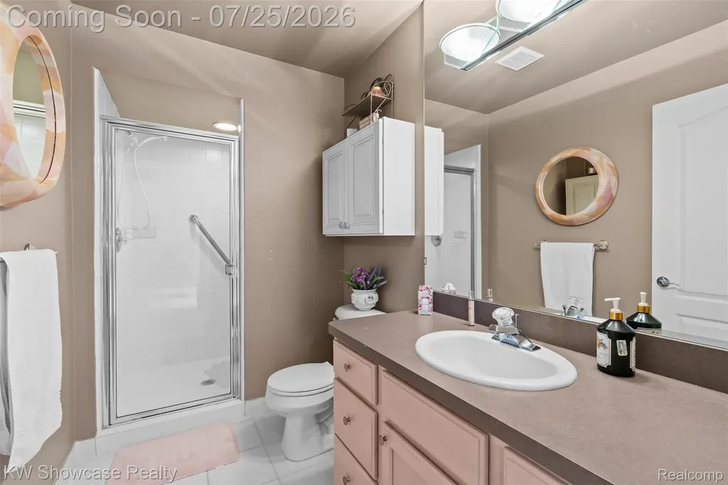 2955 Ivy Hill Drive Commerce Charter Township MI 48382