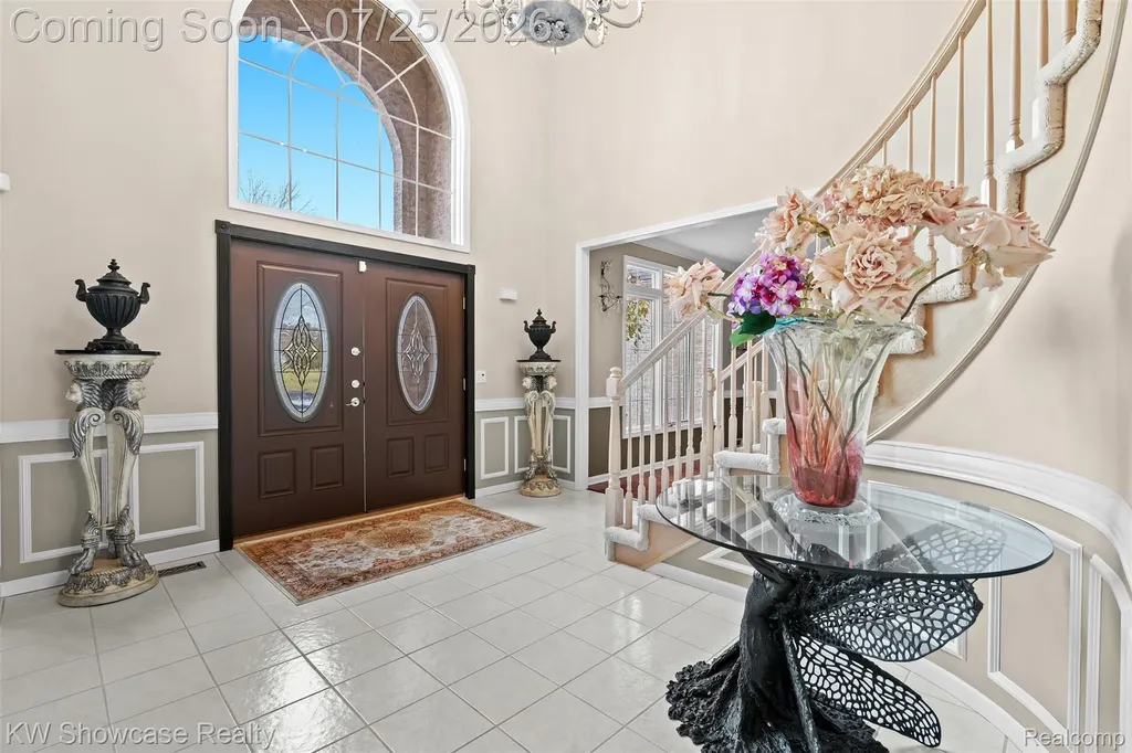 2955 Ivy Hill Drive Commerce Charter Township MI 48382