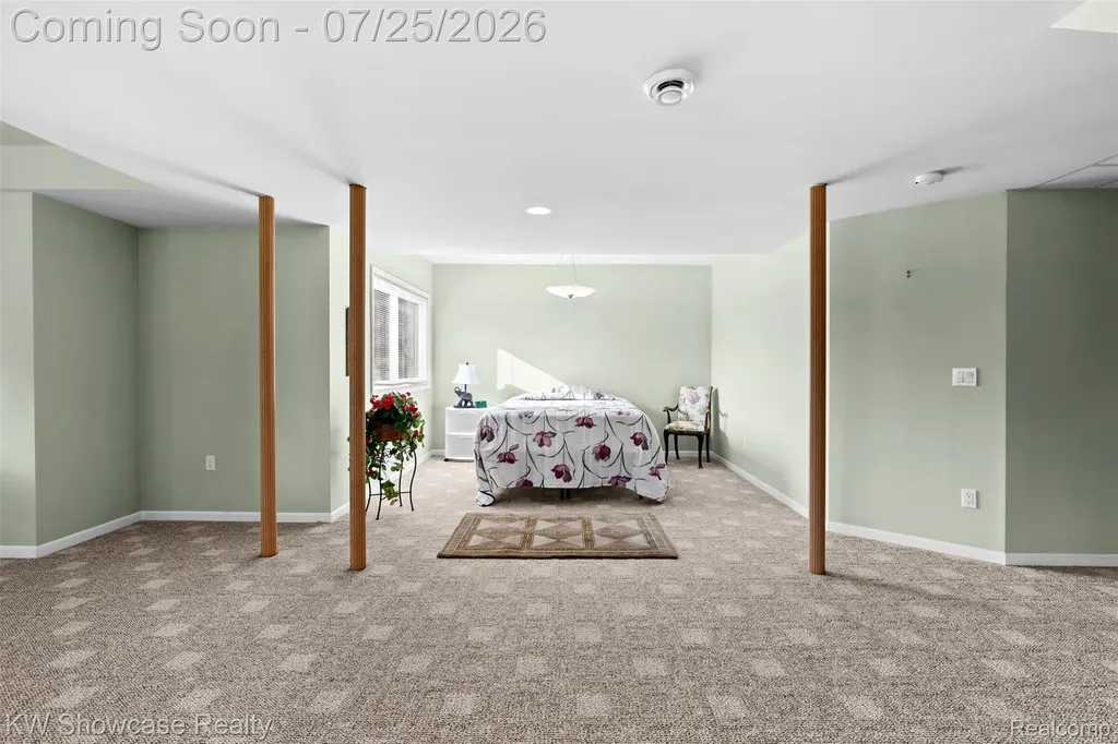 2955 Ivy Hill Drive Commerce Charter Township MI 48382