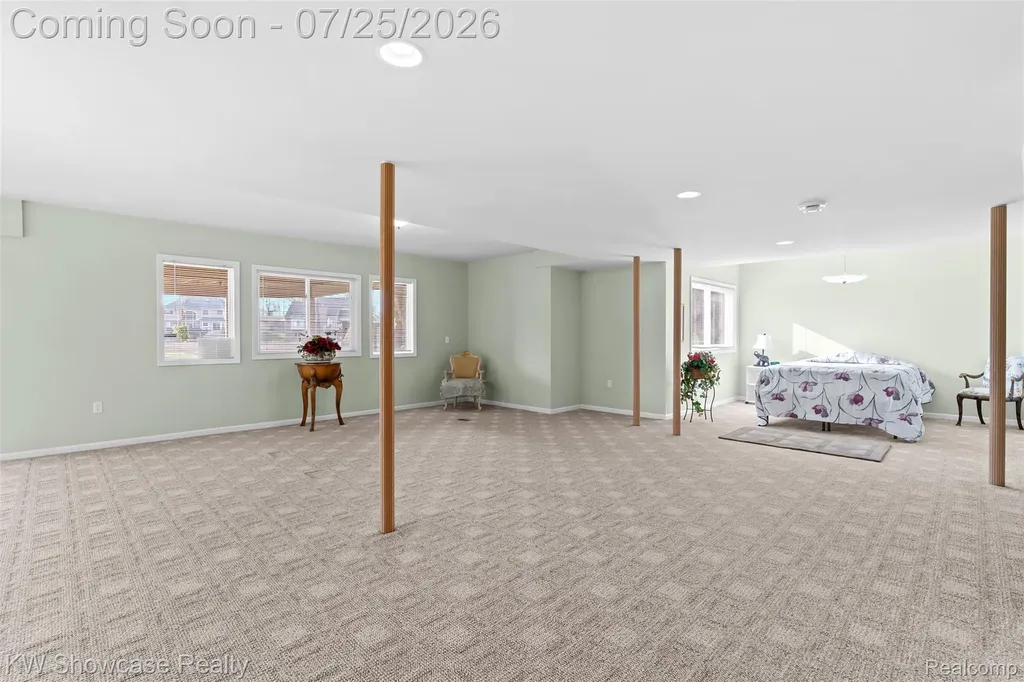 2955 Ivy Hill Drive Commerce Charter Township MI 48382