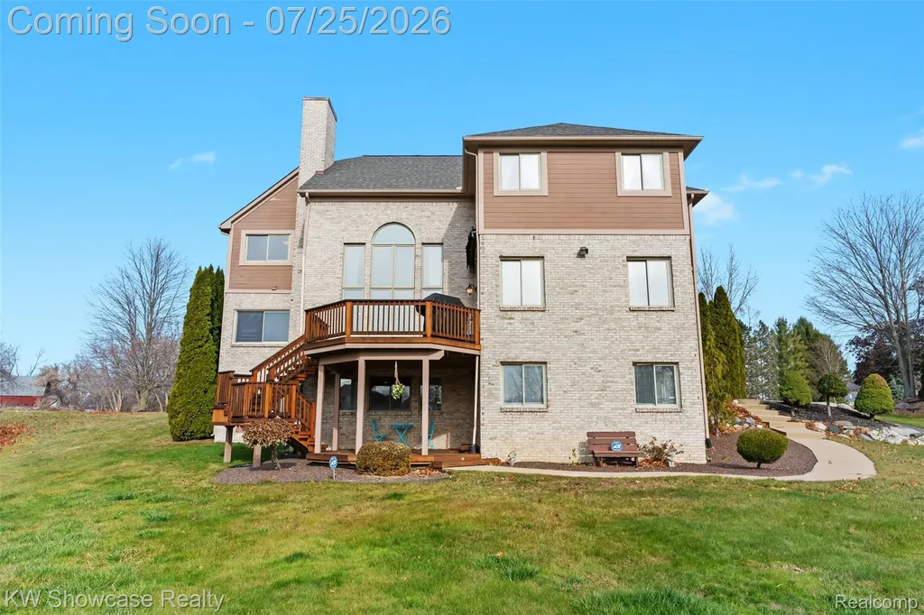 2955 Ivy Hill Drive Commerce Charter Township MI 48382