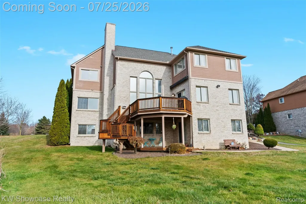 2955 Ivy Hill Drive Commerce Charter Township MI 48382