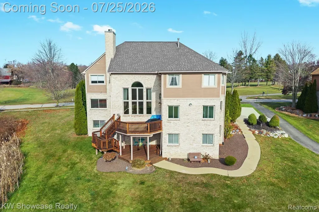 2955 Ivy Hill Drive Commerce Charter Township MI 48382