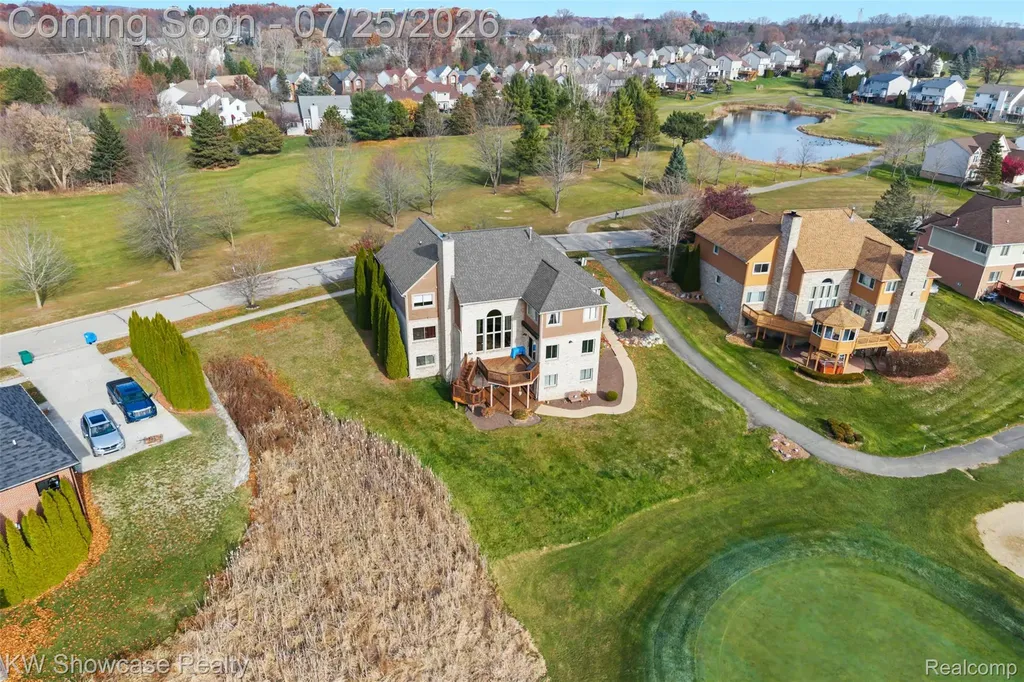 2955 Ivy Hill Drive Commerce Charter Township MI 48382