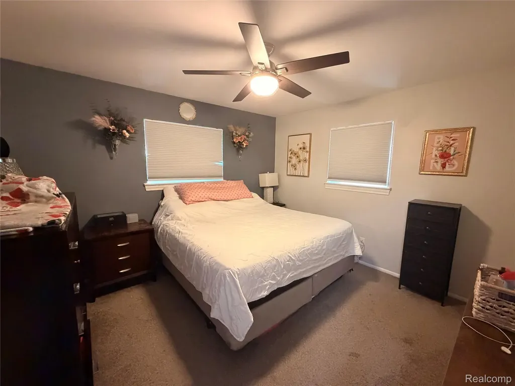 33303 Lynx St Lynx Street Westland City MI 48185