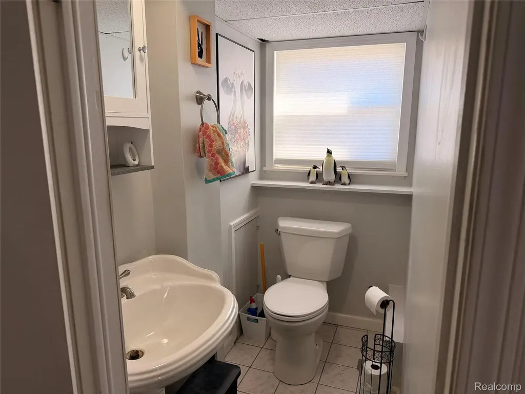 33303 Lynx St Lynx Street Westland City MI 48185