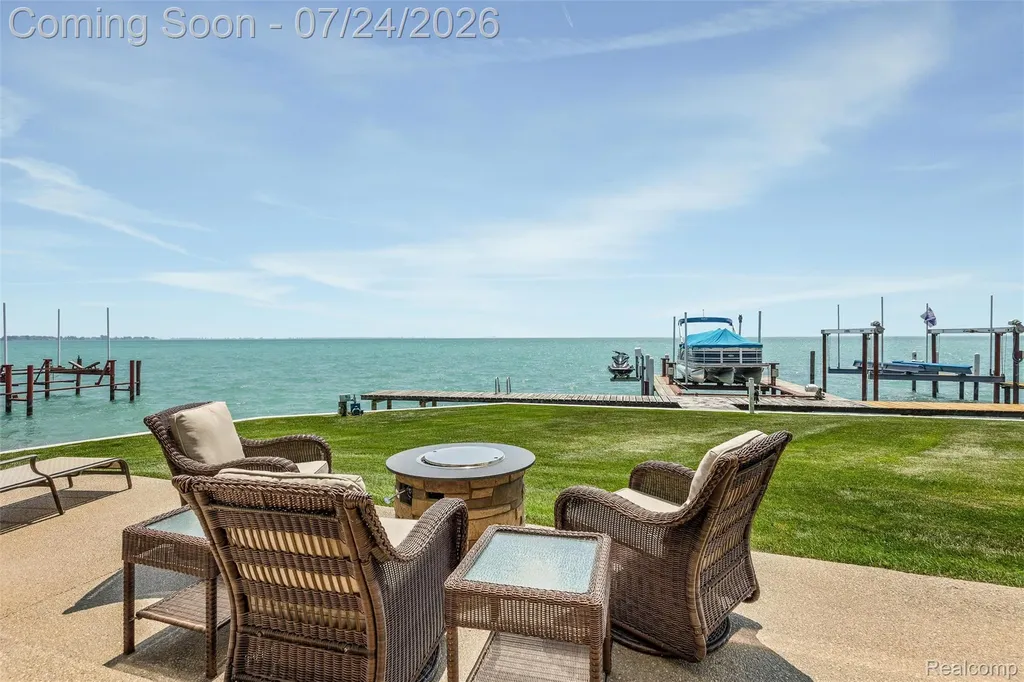 10043 Dixie Highway Ira Township MI 48023