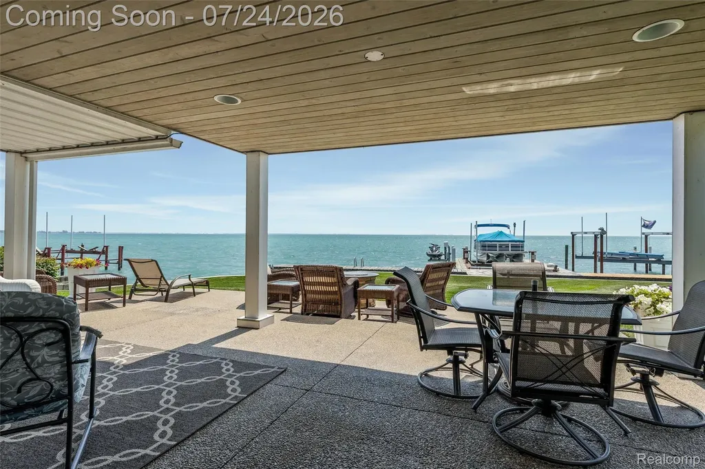 10043 Dixie Highway Ira Township MI 48023