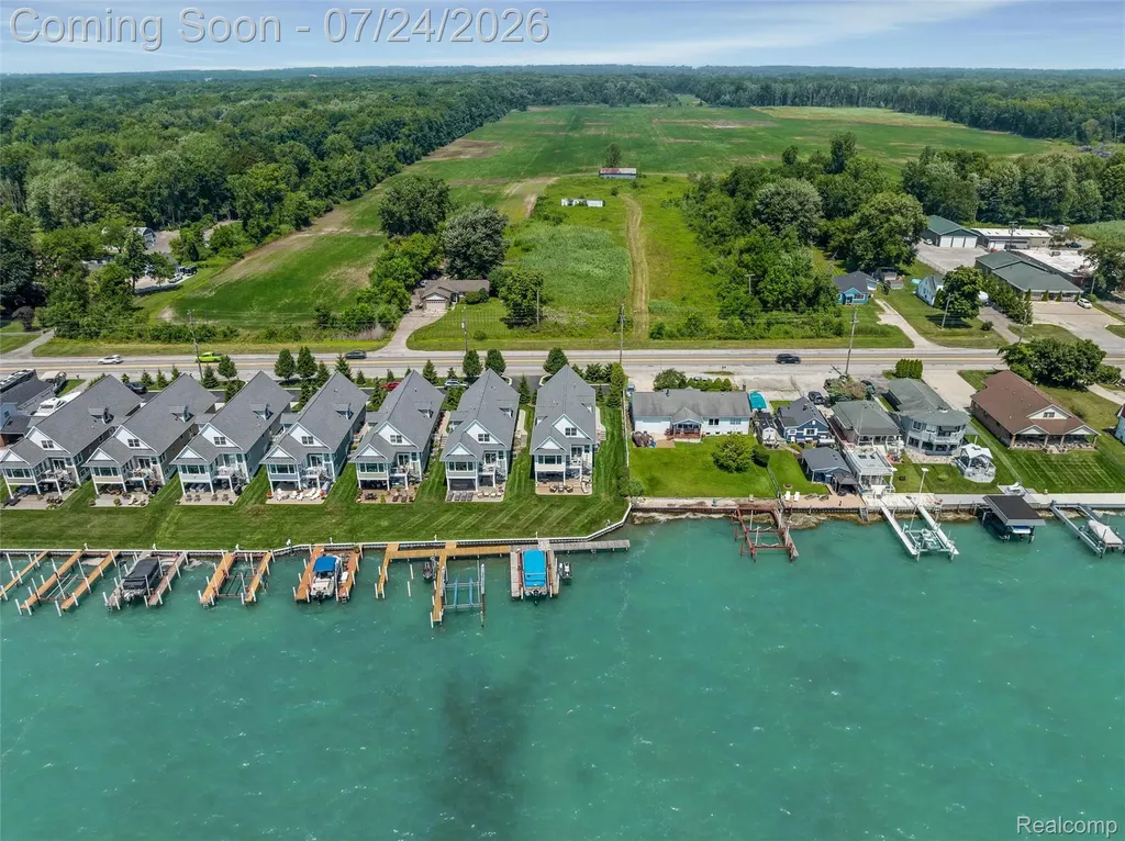 10043 Dixie Highway Ira Township MI 48023