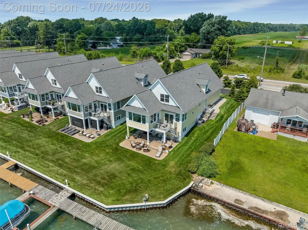 10043 Dixie Highway Ira Township MI 48023
