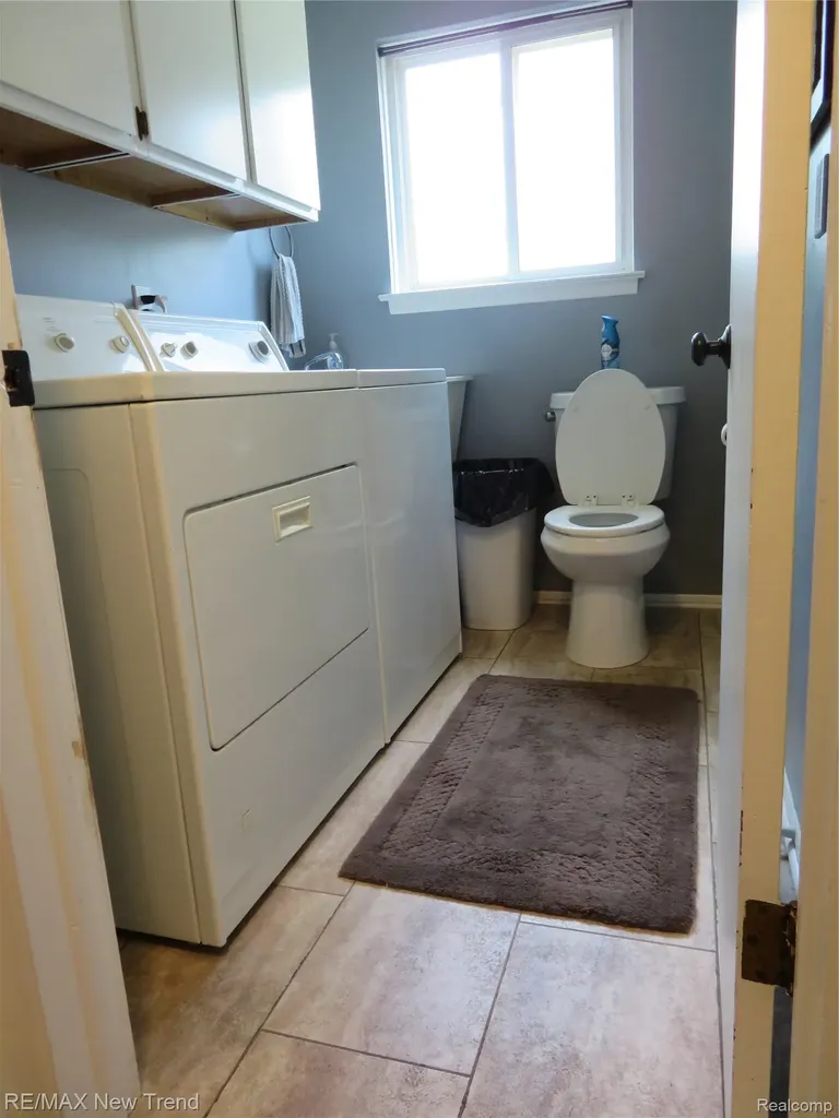 36602 Vicary Lane Farmington City MI 48335