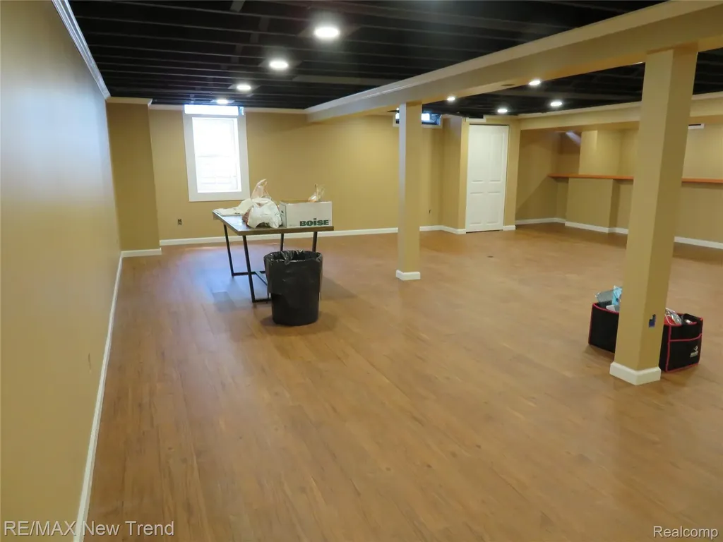 36602 Vicary Lane Farmington City MI 48335