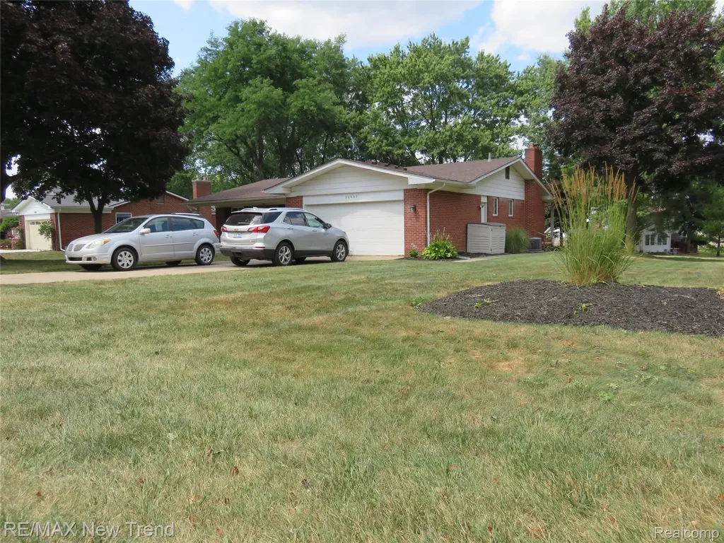 36602 Vicary Lane Farmington City MI 48335