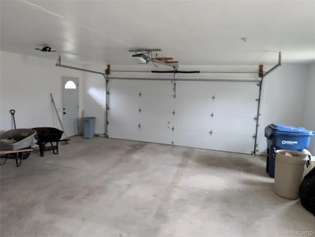 6353 Perry Road Grand Blanc Charter Township MI 48439