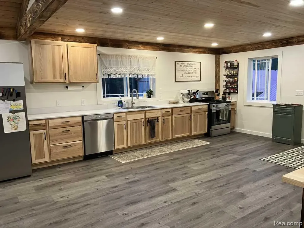 3395 Raspberry Lane Au Train Township MI 49862