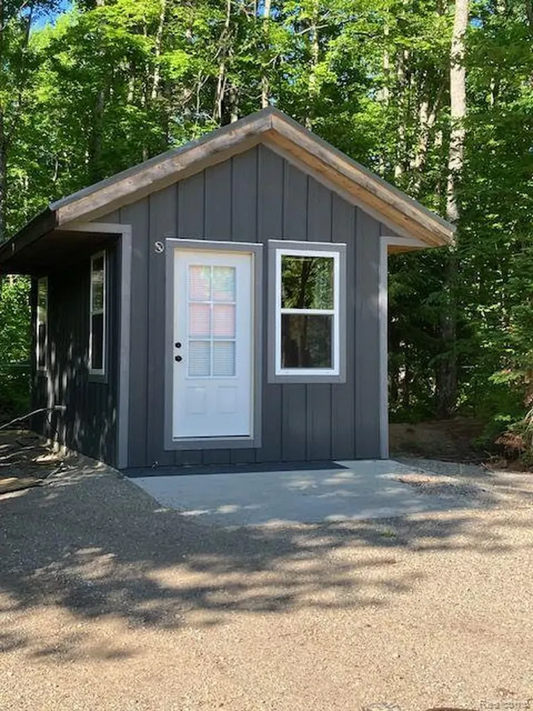 3395 Raspberry Lane Au Train Township MI 49862