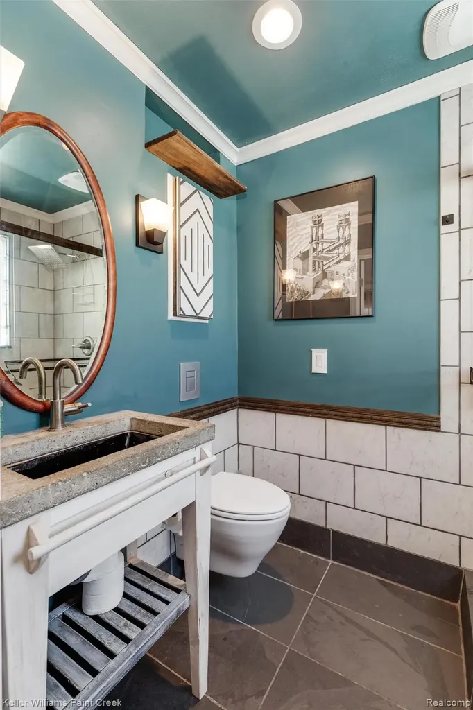 227 S Dorchester Avenue Royal Oak City MI 48067